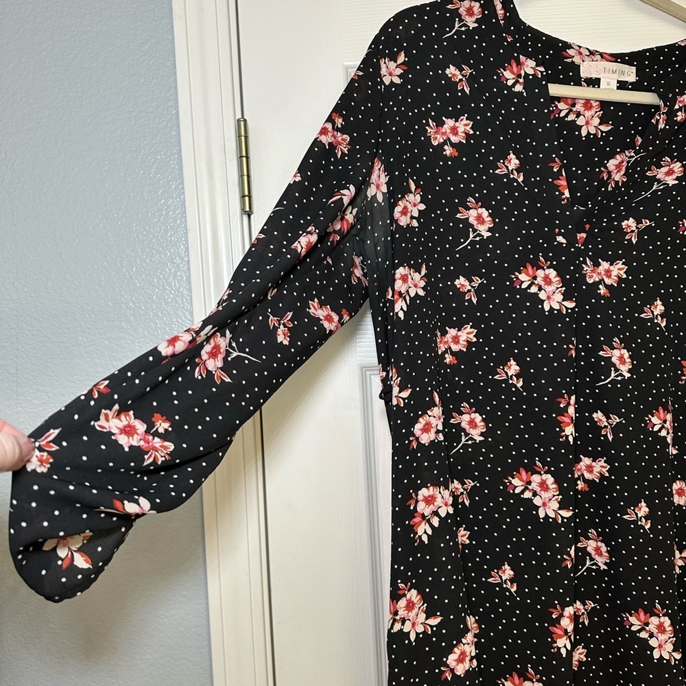 Timing Black Sheer Floral Dot Peasant Blouse - Picture 4 of 5